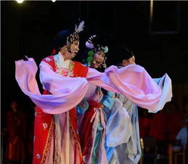 非遺新活力，琴韻傳四方——徐州琴書企業(yè)形象策劃展演引爆人民舞臺(tái)觀看熱潮
